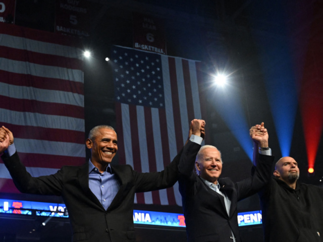 Photo+courtesy+of+Saul+Leob+Biden+with+Obama+for+Fetterman%2C+2022%2C+GettyImages.com