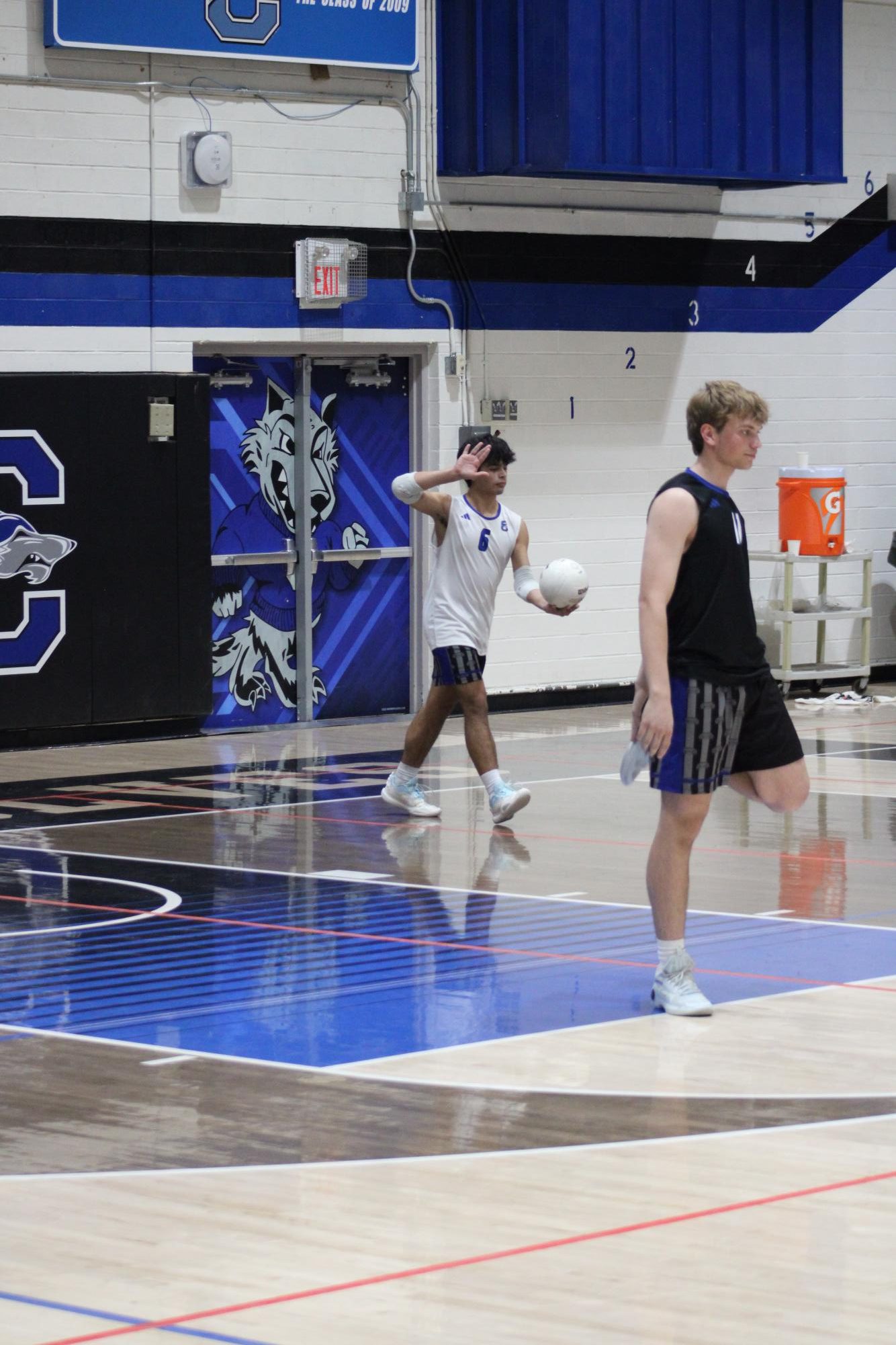 Chandler Wolves Take On Mountain View Toros - Boys Volleyball Photo Highlights 4/9/2025