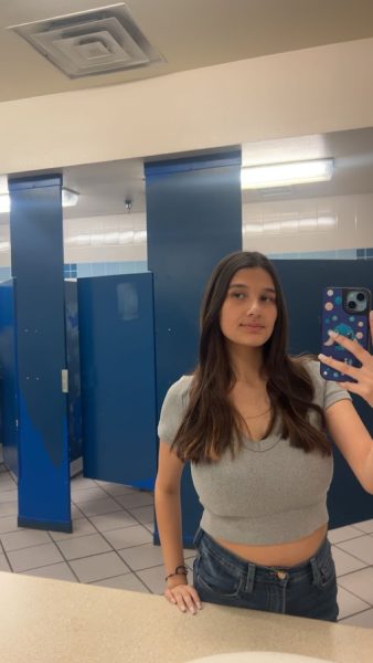 Navigation to Story: Senior Spotlight: Zariah Garcia